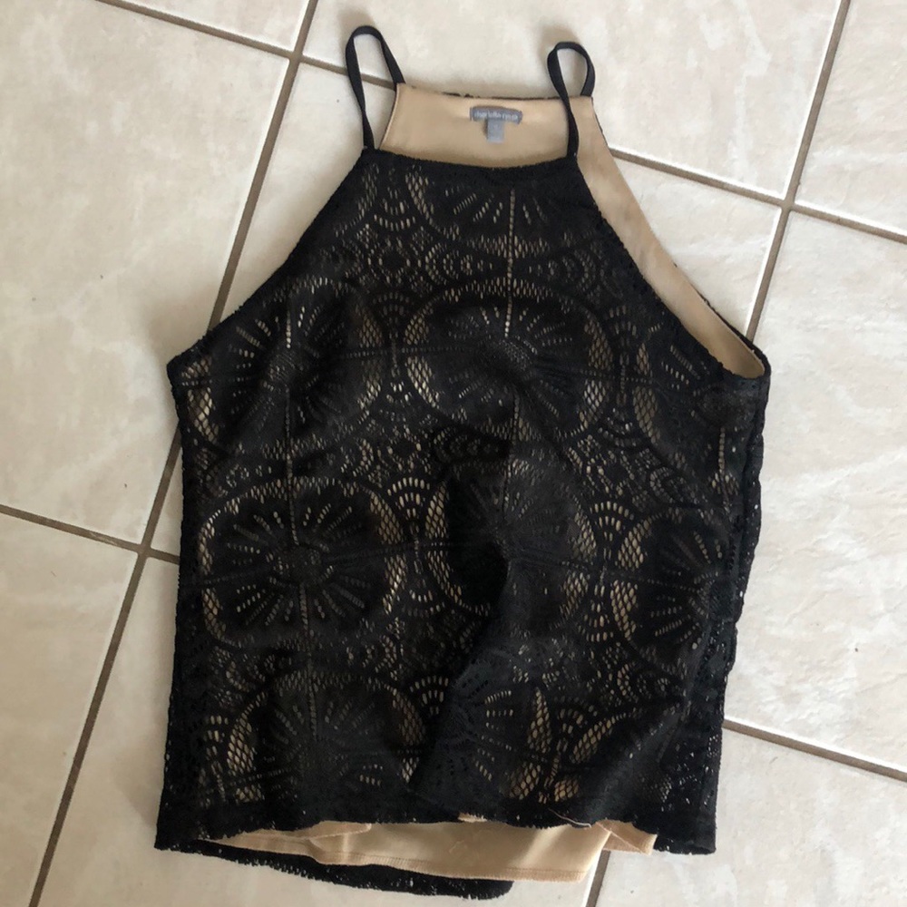 black crop top